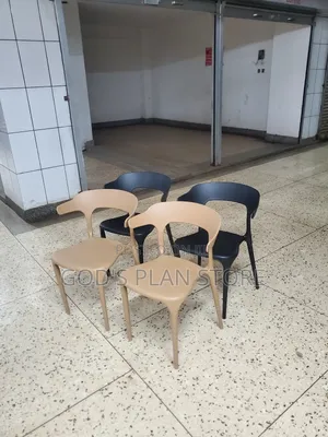 Brown Single Plastic Chairs Plastic Chairs