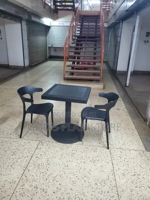 Home Apartment Plastic Chairs and Table