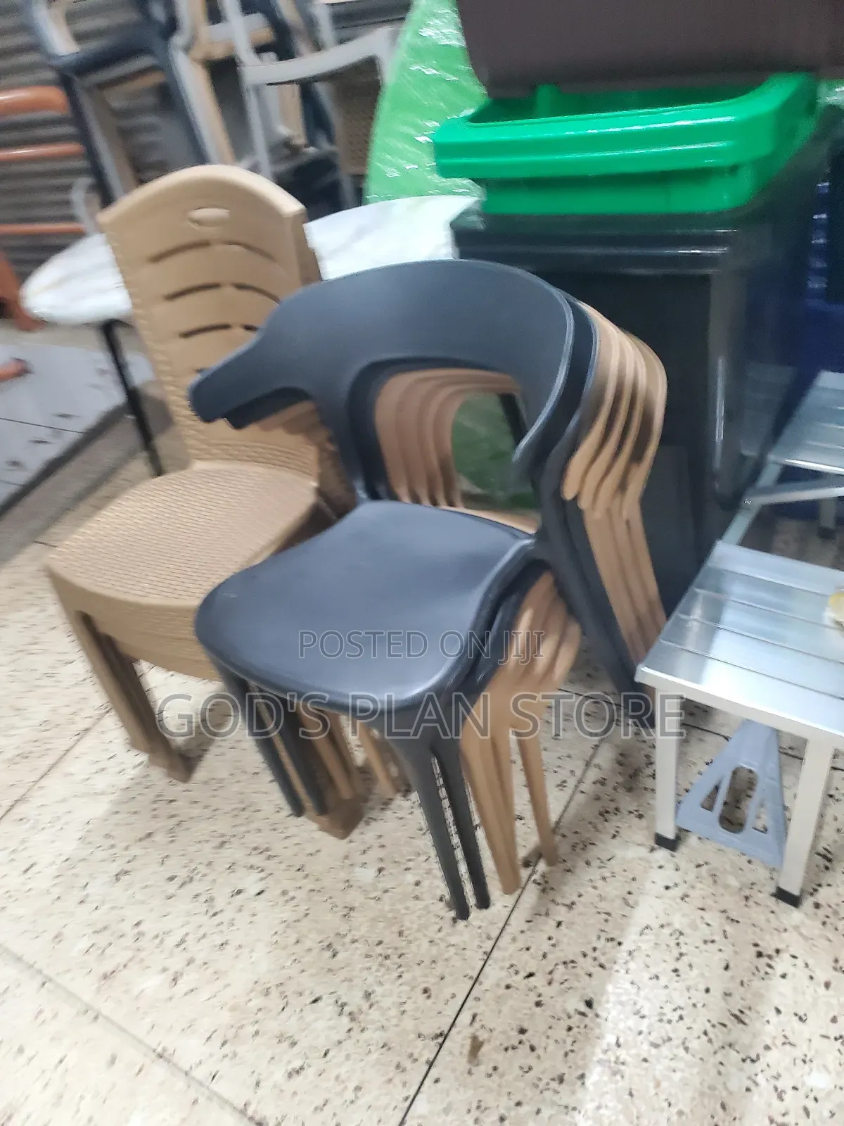 Brown Single Plastic Chairs Plastic Chairs
