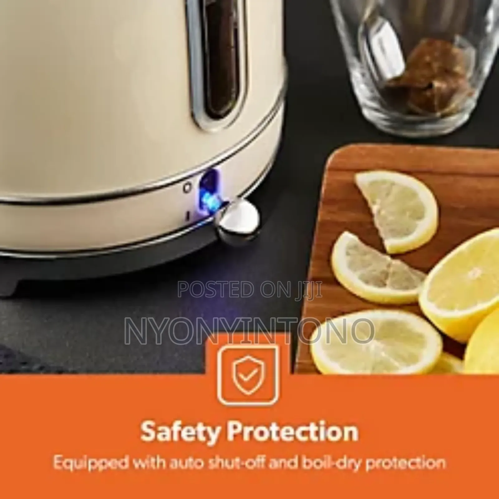 Geepas Cream Classic Automatic Cordless Electric Kettle Gk-38074 Cr