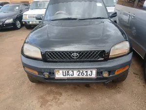 Toyota RAV4 1999 Black