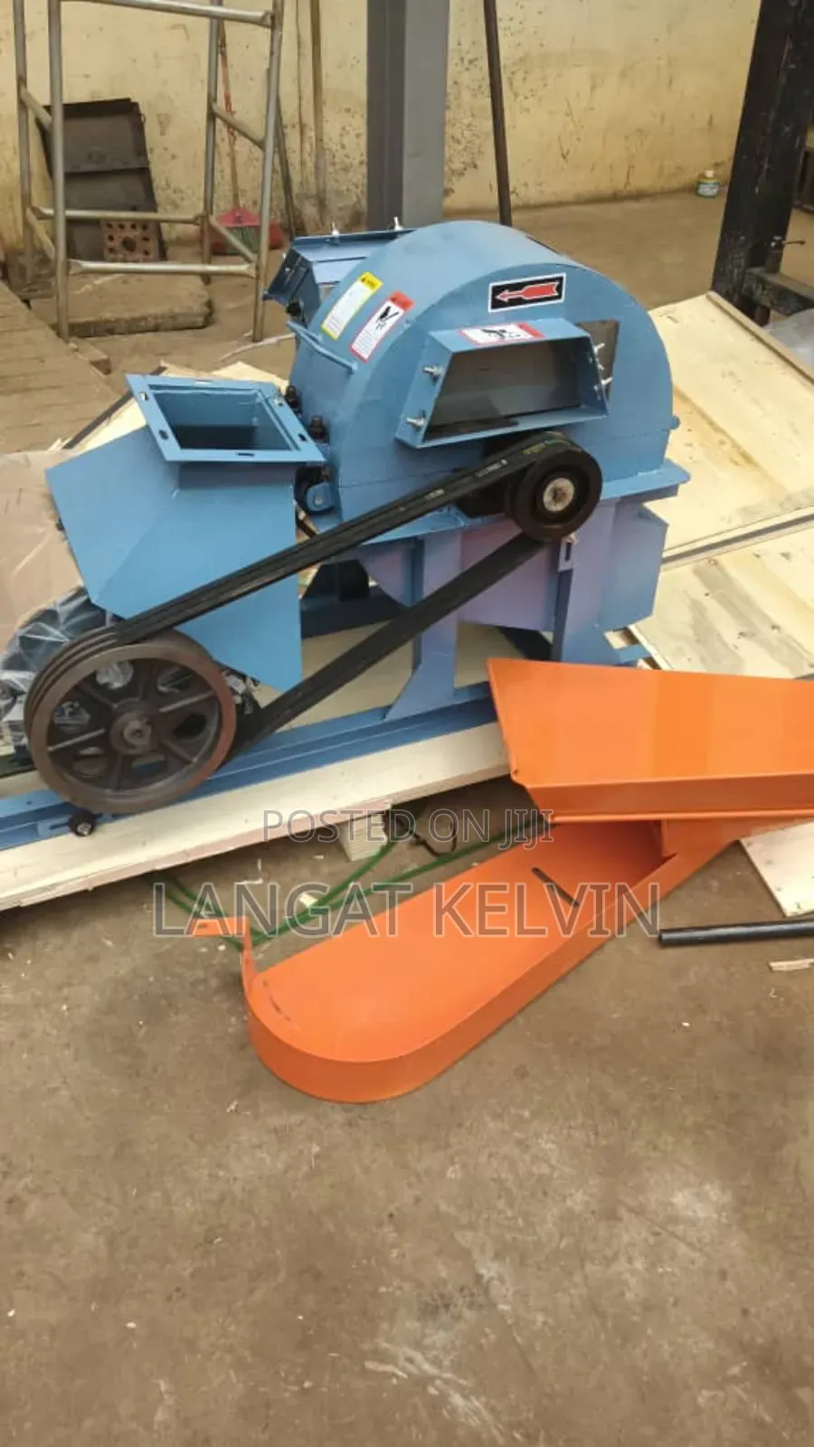 800- 1500 Kg/Hr Wood Crusher