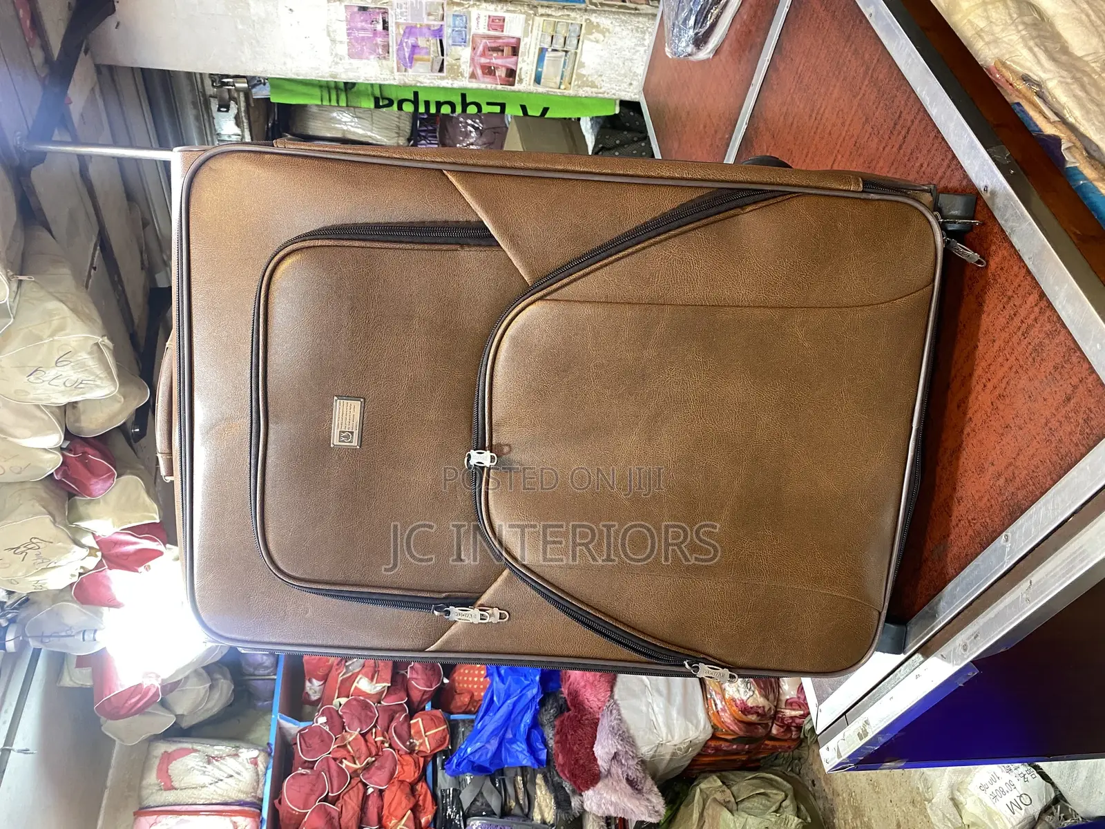 Leather Suitcase - High Quality and Strong - Medium Size