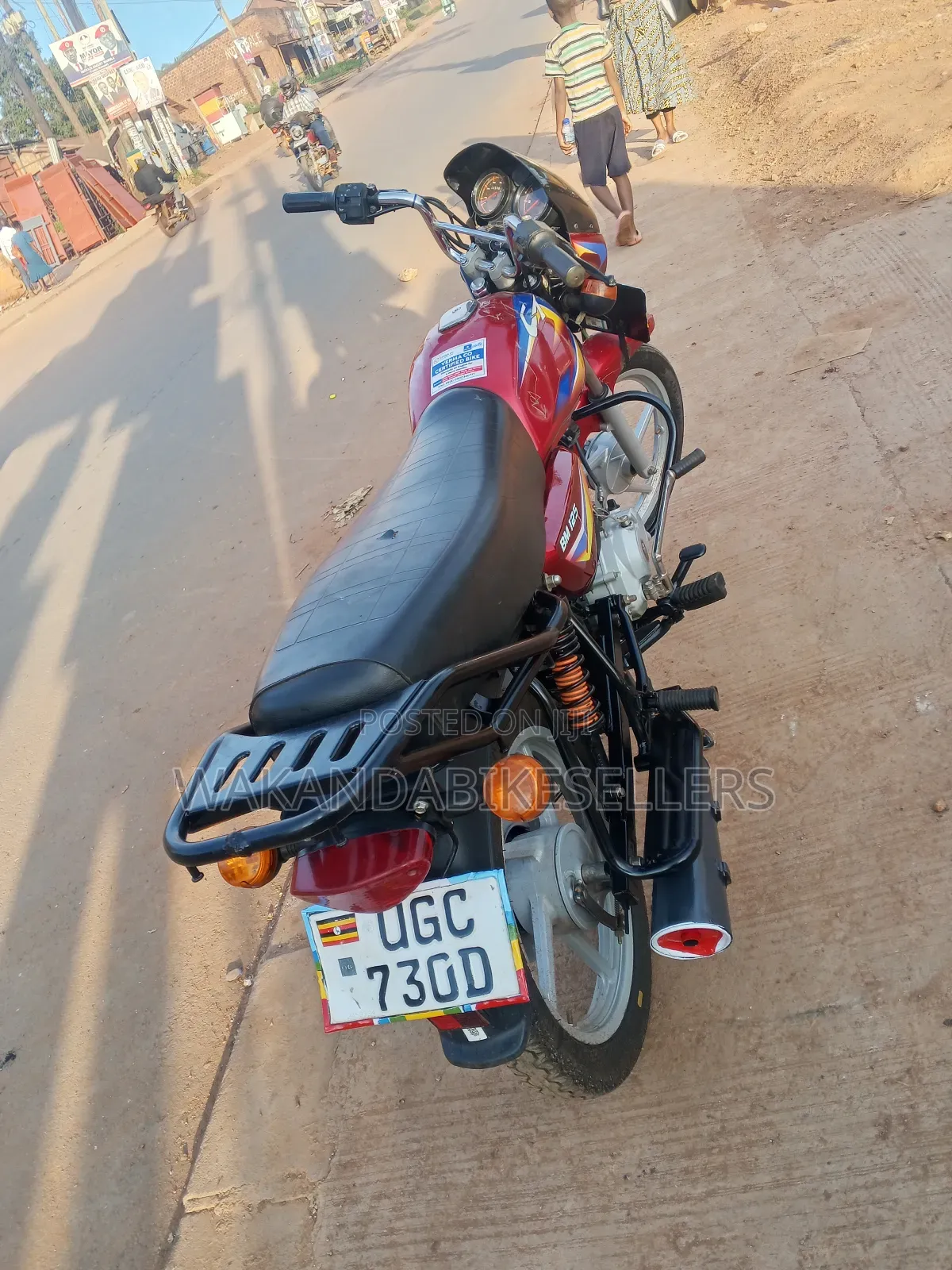 Bajaj Boxer 125 2024 Red