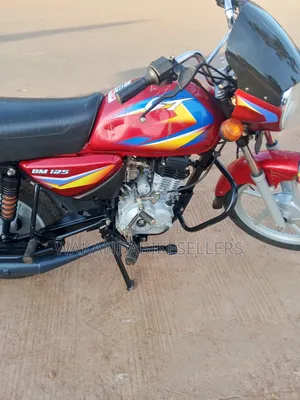 Bajaj Boxer 125 2024 Red