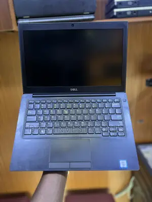 New Laptop Dell Latitude 7390 8GB Intel Core I5 SSD 256GB