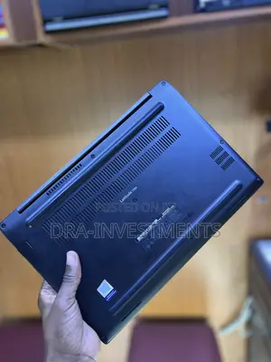 New Laptop Dell Latitude 7390 8GB Intel Core I5 SSD 256GB