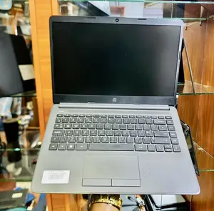 Laptop HP 250 G8 4GB AMD Ryzen 3 SSD 128GB
