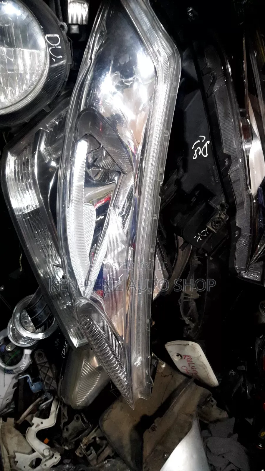 Nissan Juke Headlight