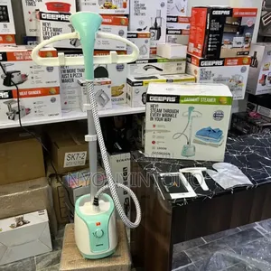 Geepas Heavy-Duty Garment Steamer Ggs9695