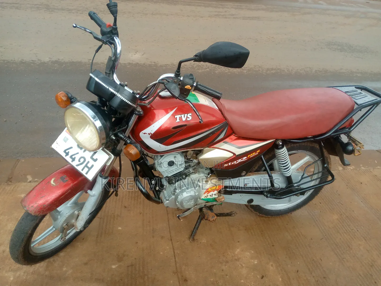 TVS HLX 125 2021 Red