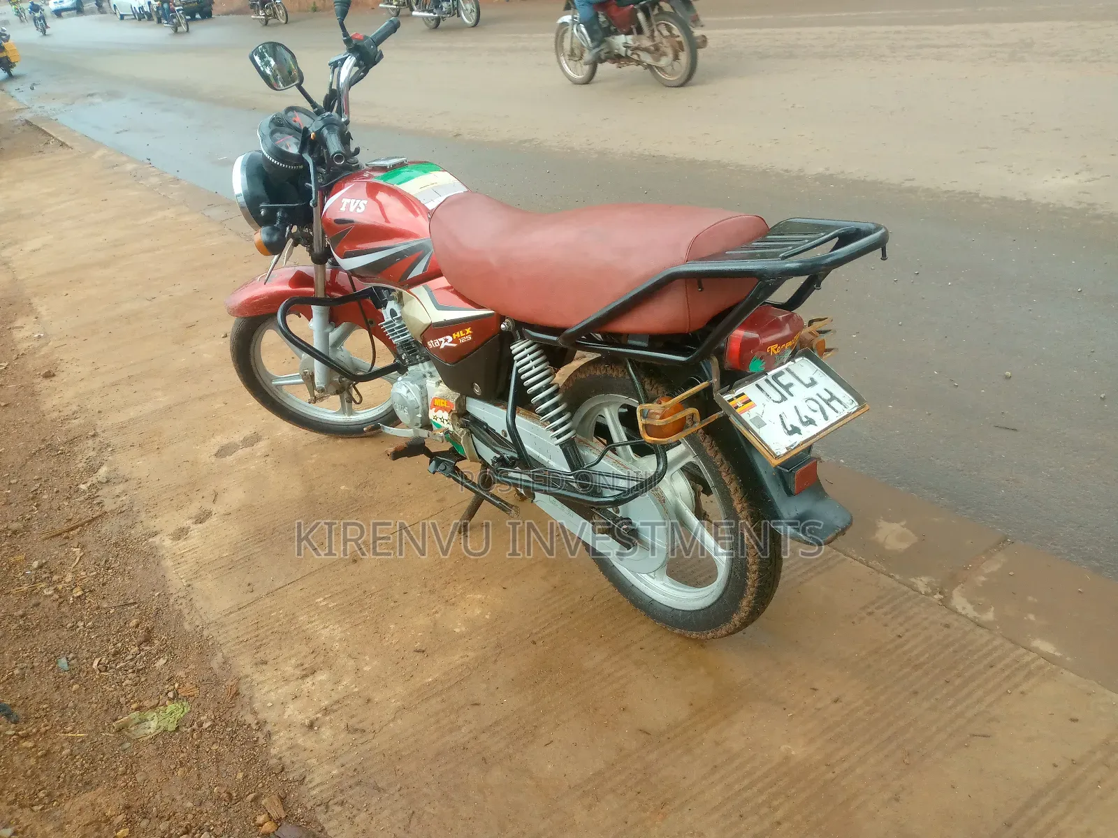 TVS HLX 125 2021 Red