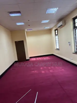 Woolen Carpets/Maroon