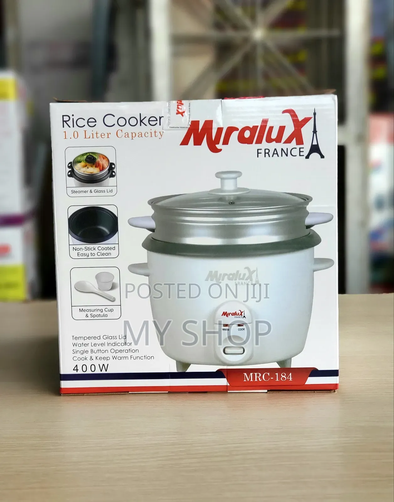 Mini Rice Cooker With a Steamer