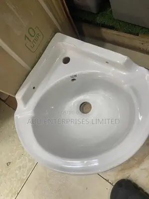Corner Basin Ceramic