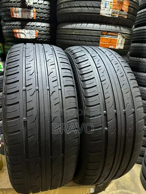 225/55r18 Dunlop Good Condition.