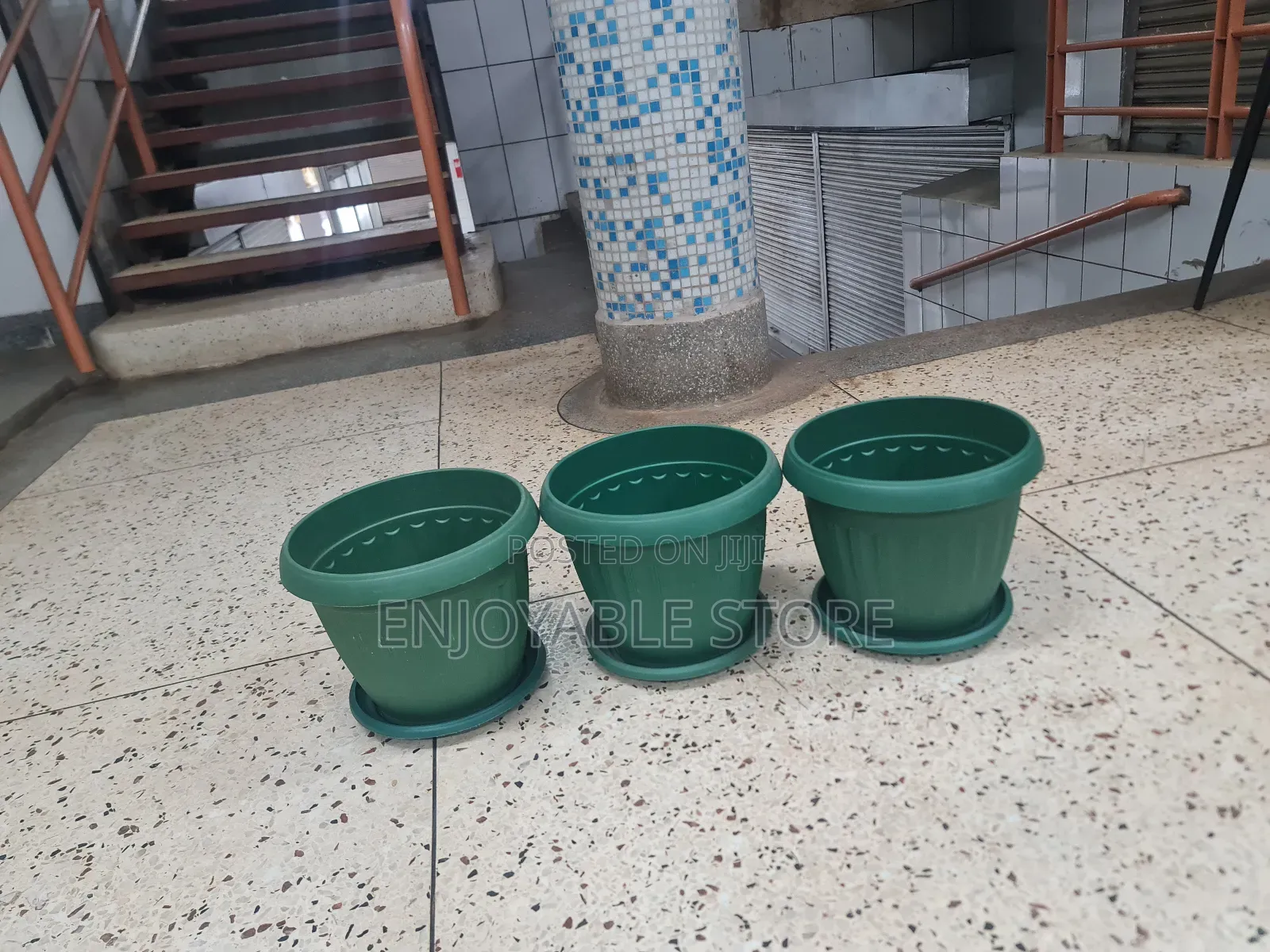 Gentile Plastic Flower Pots Plastic Flower Pots
