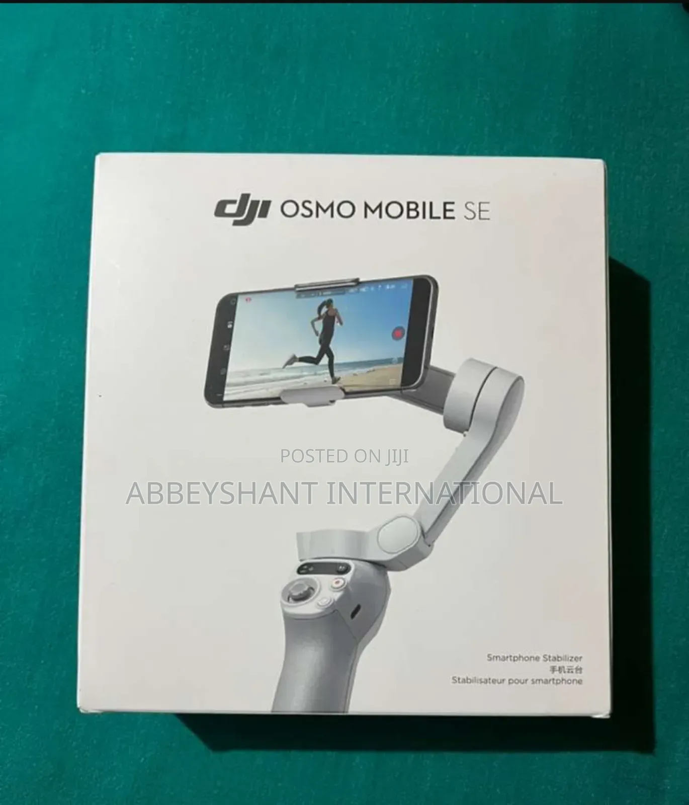Dji Osmo Mobile Se, a 3-Axis Smartphone Gimbal Stabilizer.