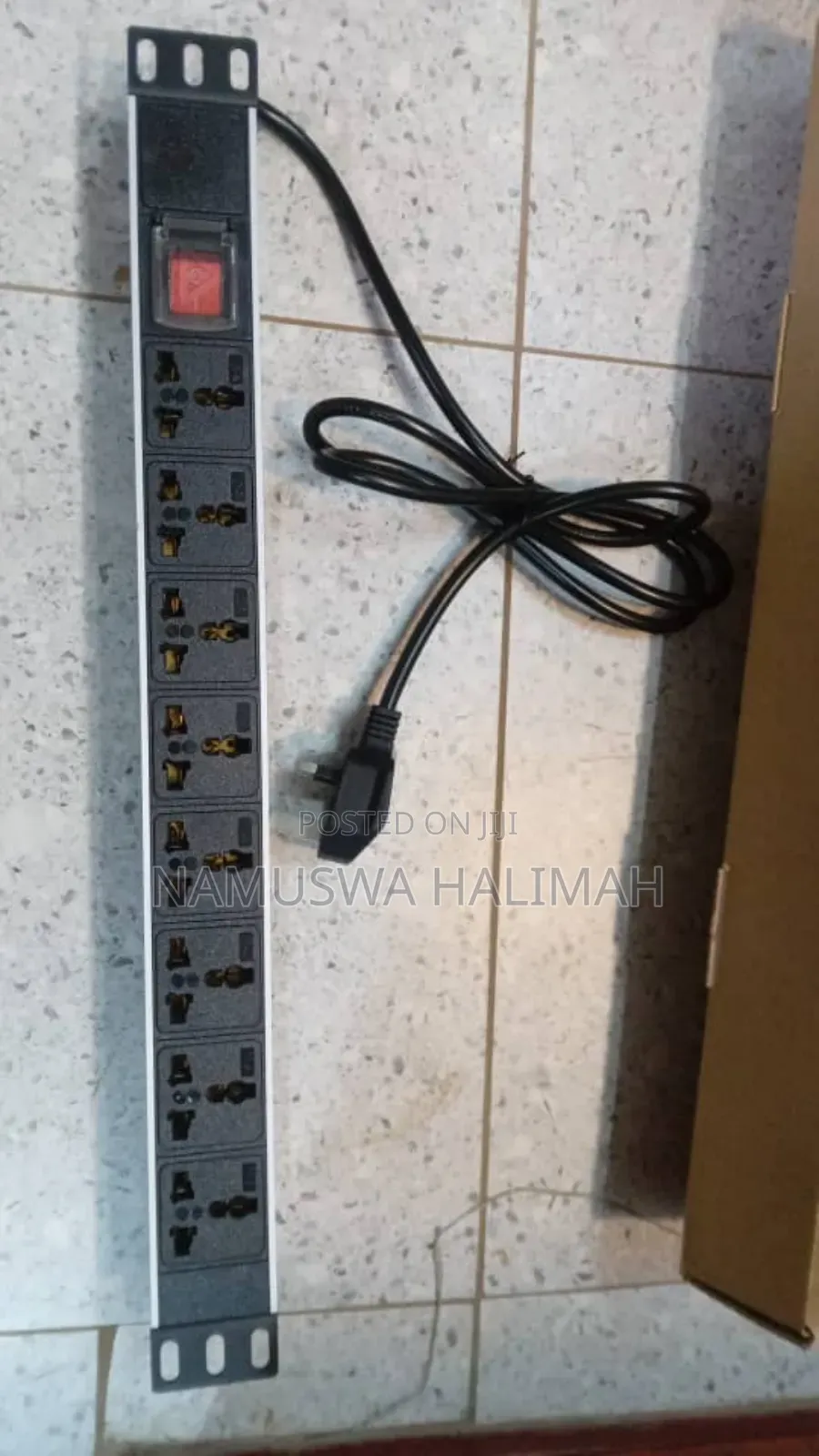 Power Distribution Unit (Pdu) for a Cabinet.