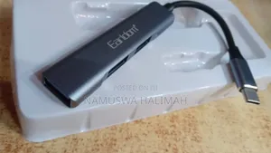Earldom 3-in-1 Usb-C Hub (Model Hub10)