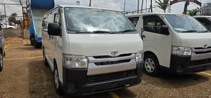 Toyota HiAce 2013 White