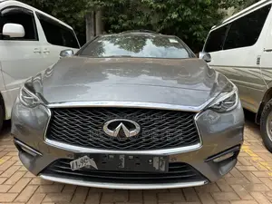 Infiniti Q30 2018 Gray