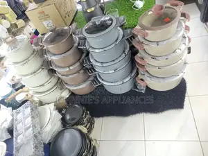 Sleek Ucc Life Cookware Set