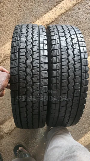 165r13 Dunlop Studless Foreign Used Made In Japan