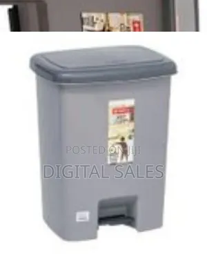 10 Litres Multifunctional Outdoor Square Step on Dustbin Plastic Trash