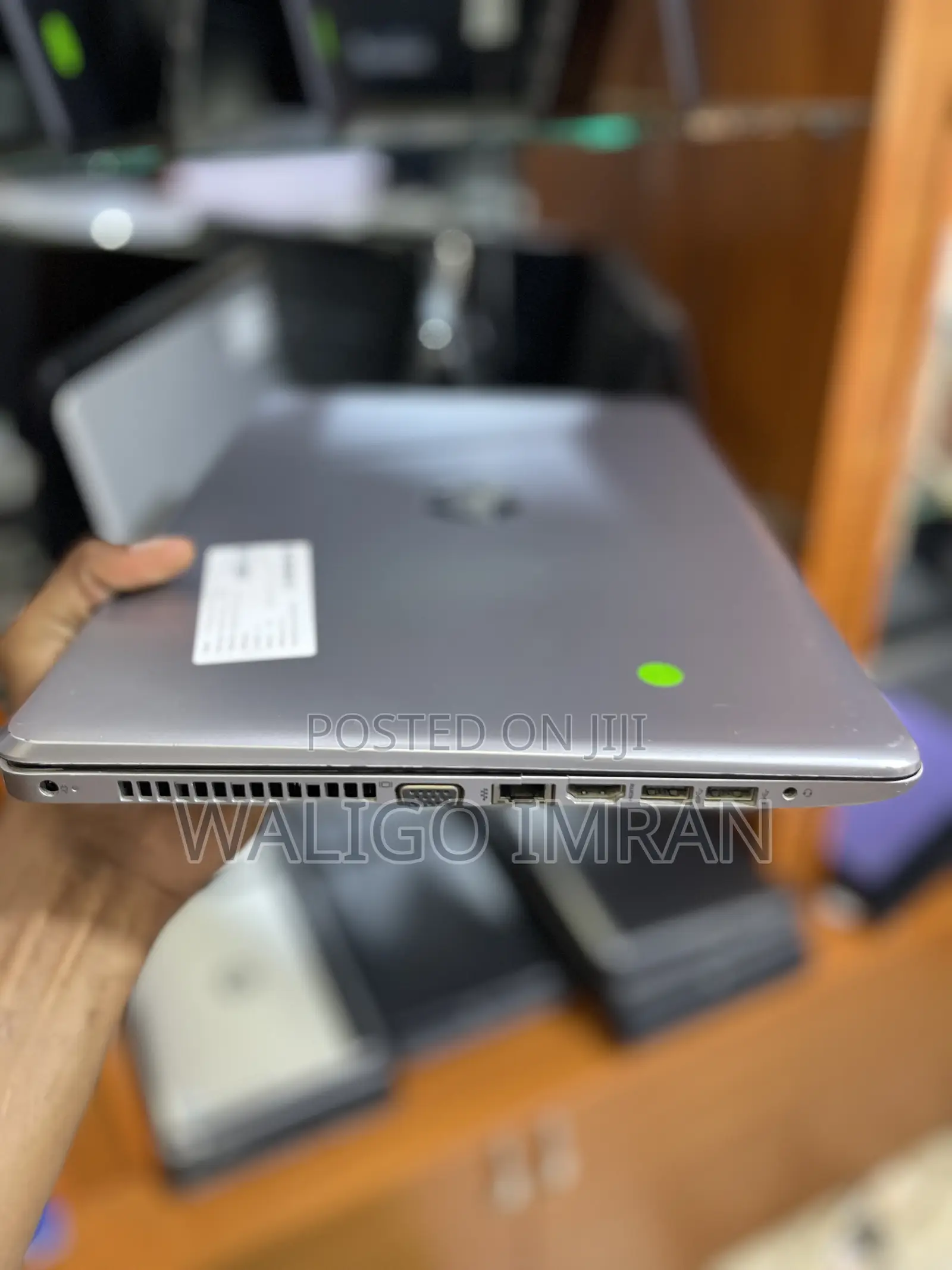 Laptop HP 250 G7 8GB Intel Core I3 HDD+SSD 256GB