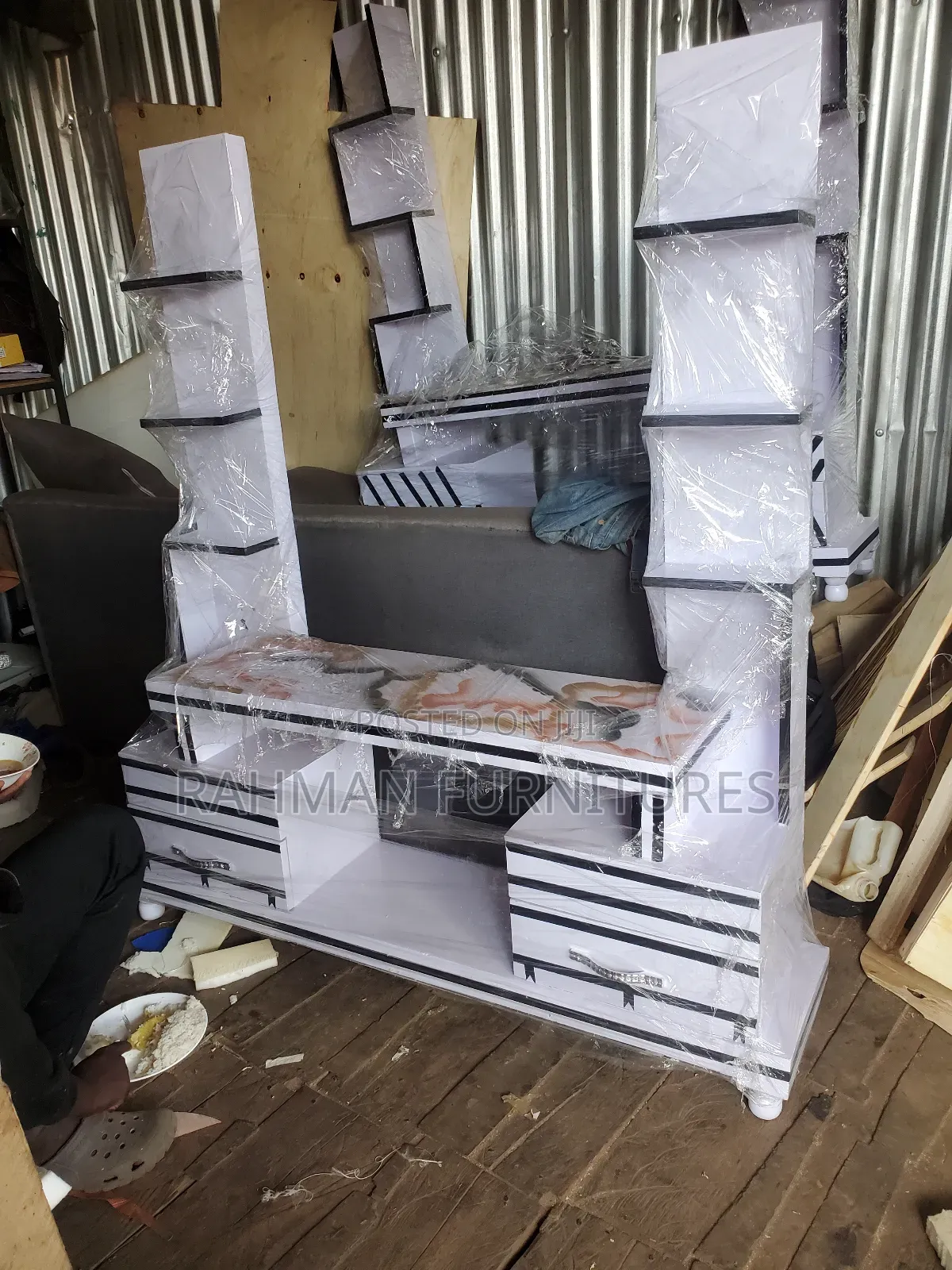 Tv Stand Two Aerial White