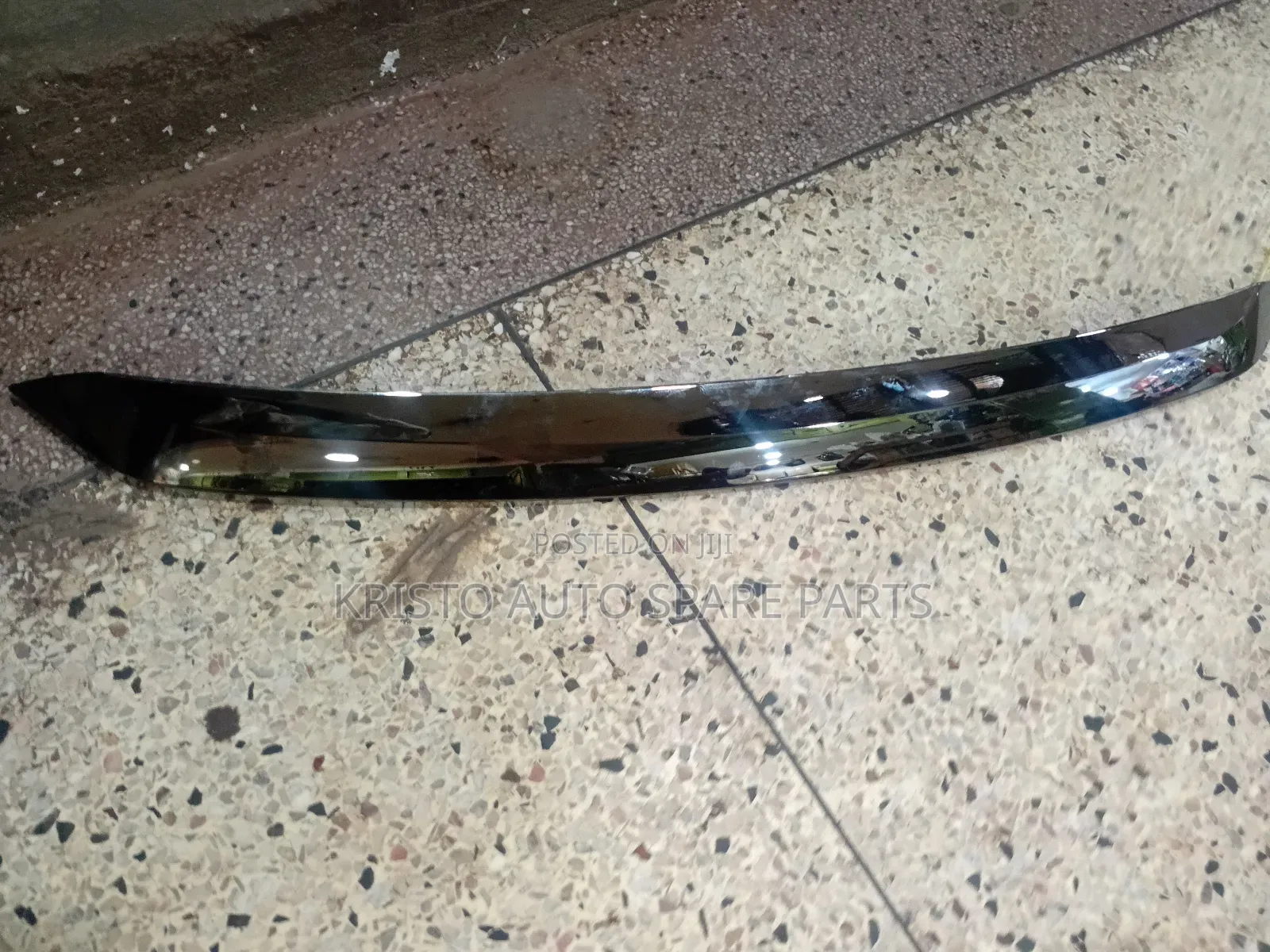 Bonnet Chrome Harrier Hybrid