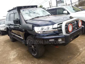 Toyota Land Cruiser 2020 Blue