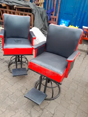 Barbers Levelled Saloon Chairs