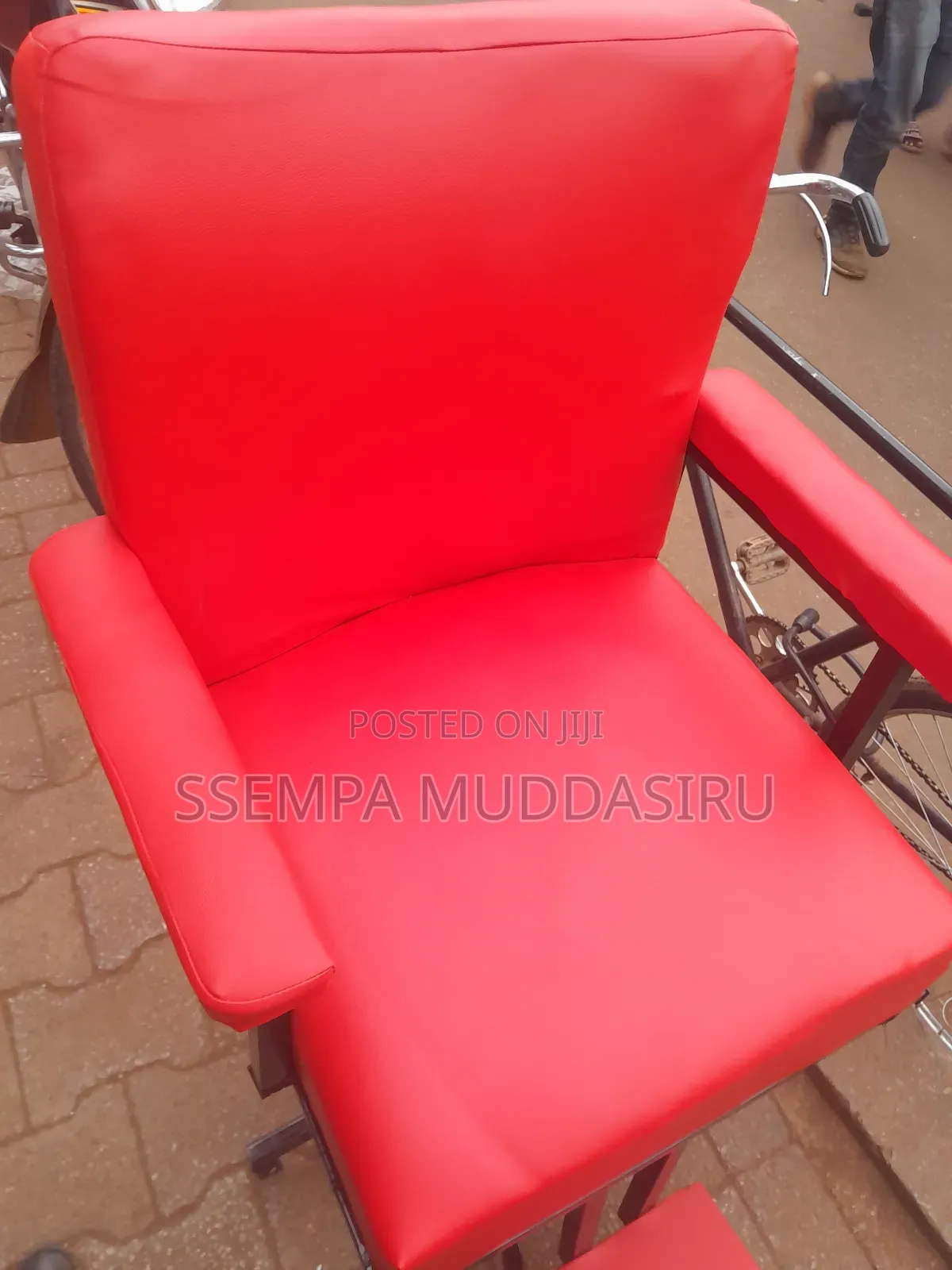Barbers Levelled Saloon Chairs