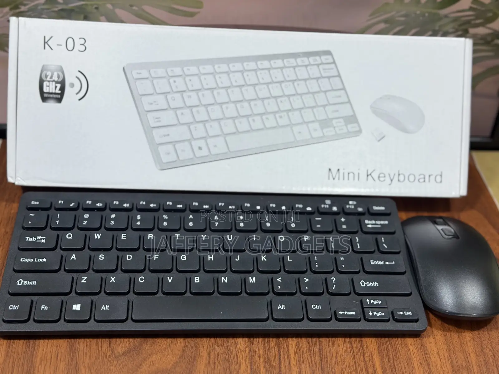 Mini Wireless Keyboard Mouse Combo