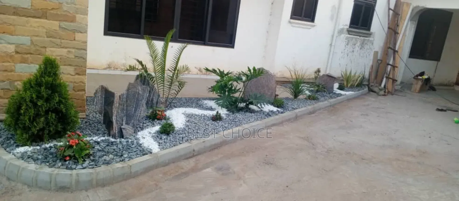 Expert Compound Designing/Land Scaping Services for Beautiful Spaces.