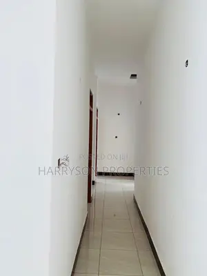 4bdrm House in Kajjansi, Central Division for sale
