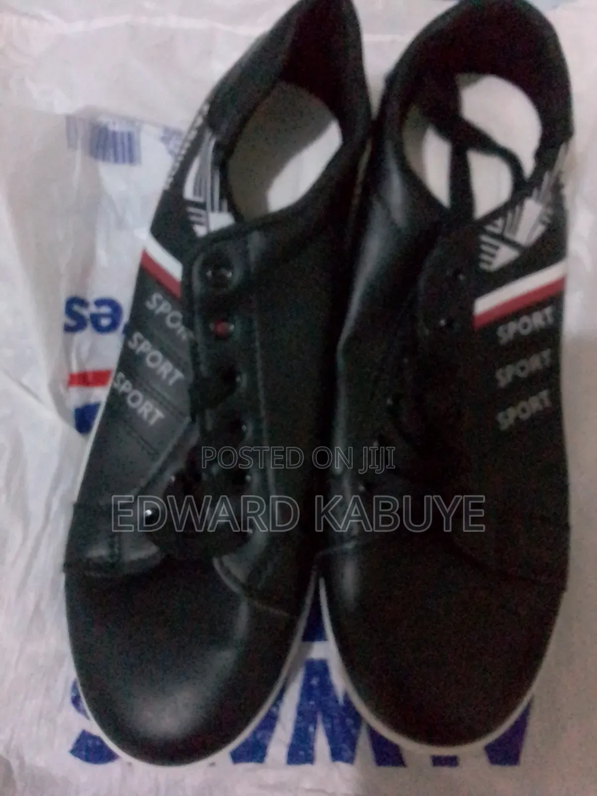 SSNJ Black Sneakers