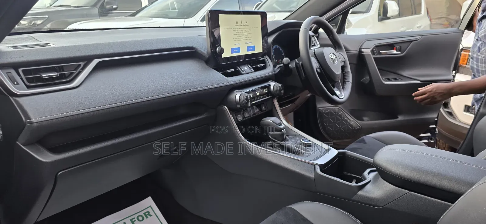 Toyota RAV4 2024 Black