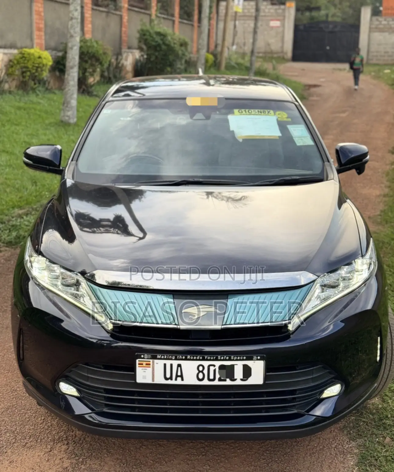 Toyota Harrier 2.0 2017 Blue