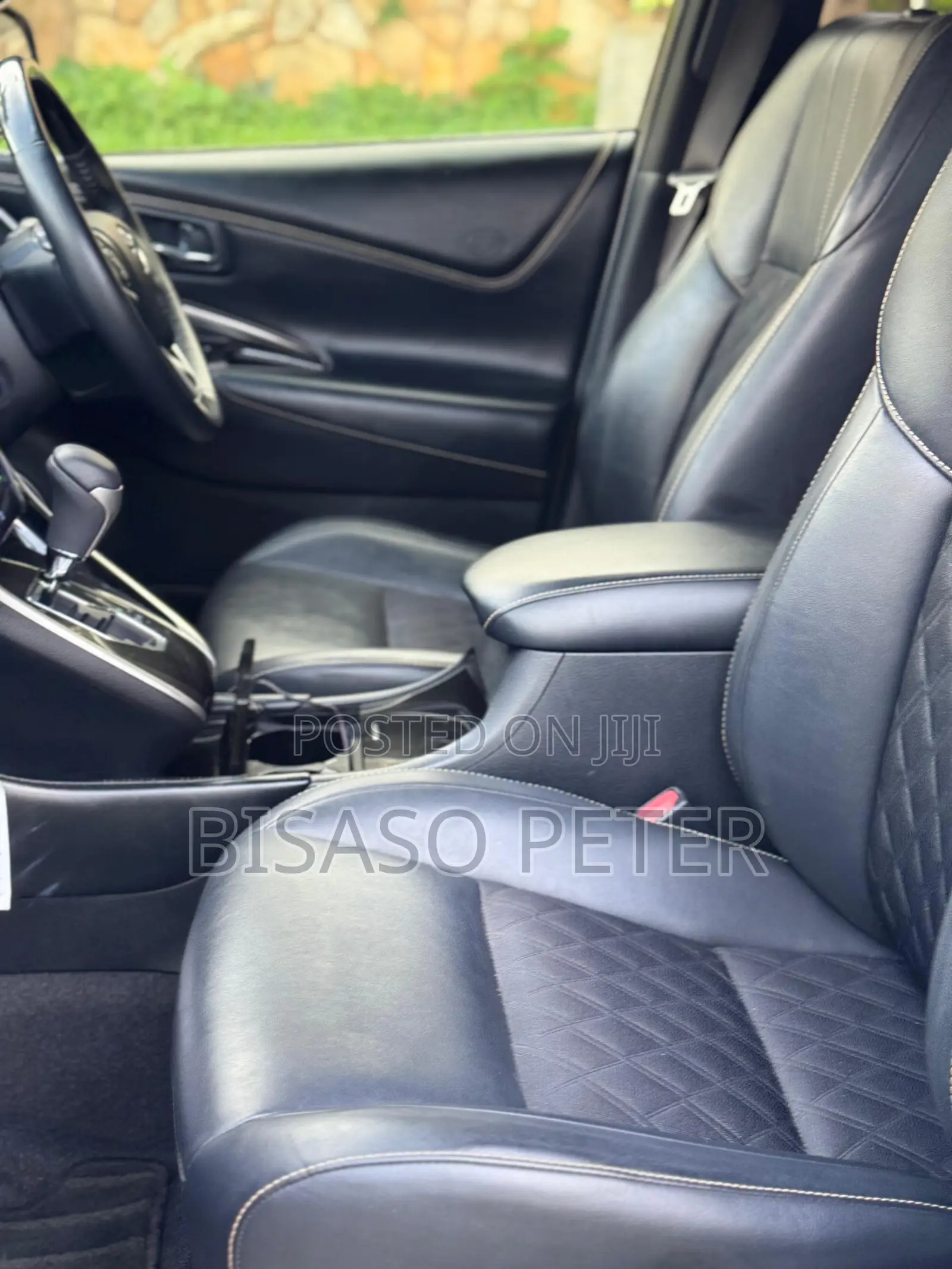 Toyota Harrier 2.0 2017 Blue