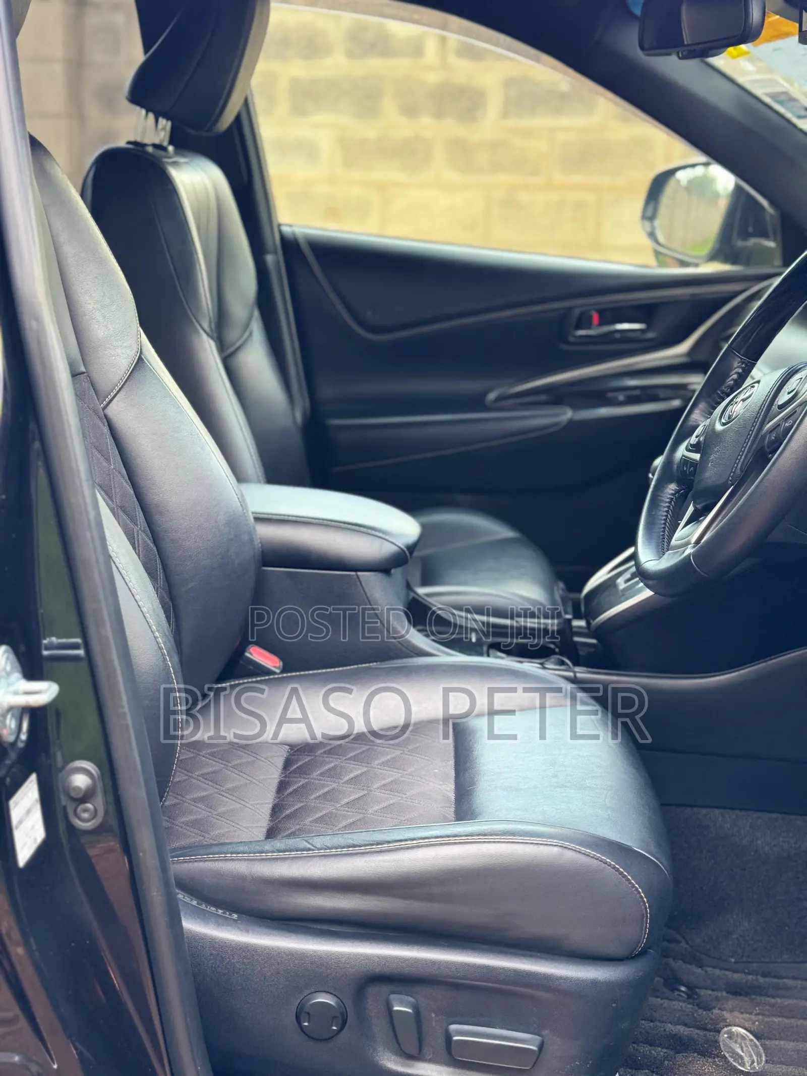 Toyota Harrier 2.0 2017 Blue