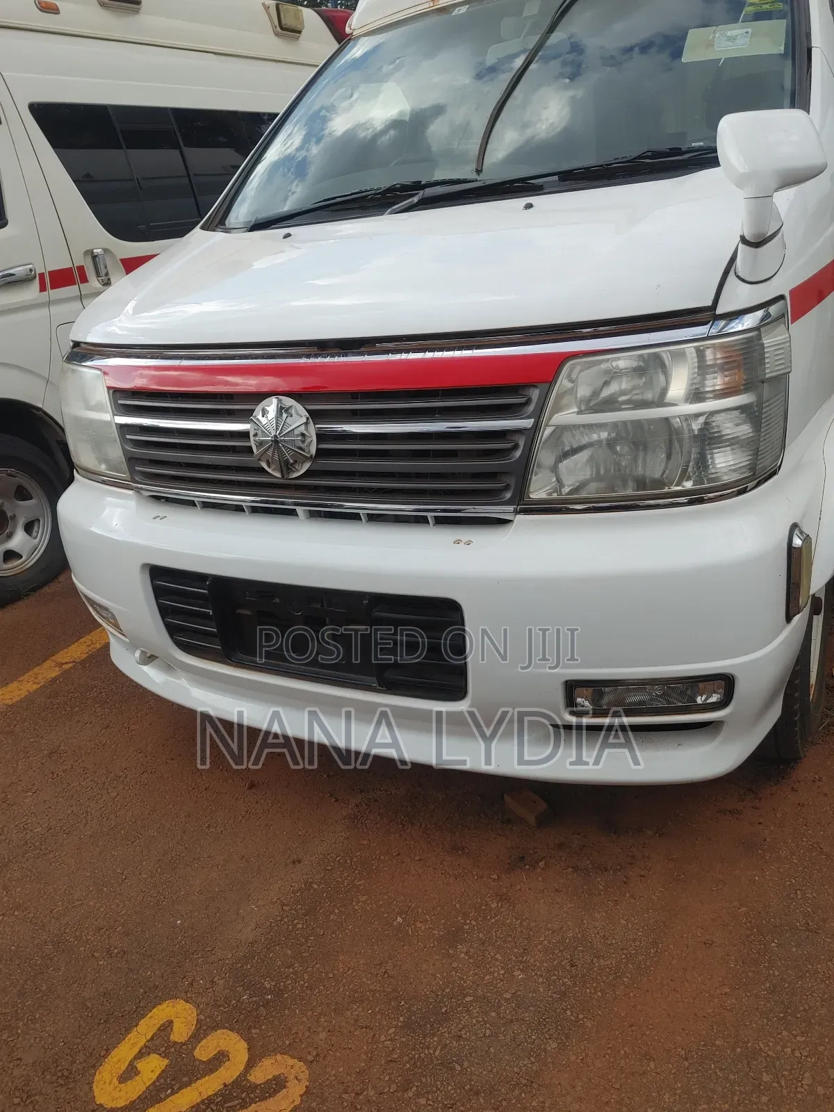 Nissan Civilian 2012 White