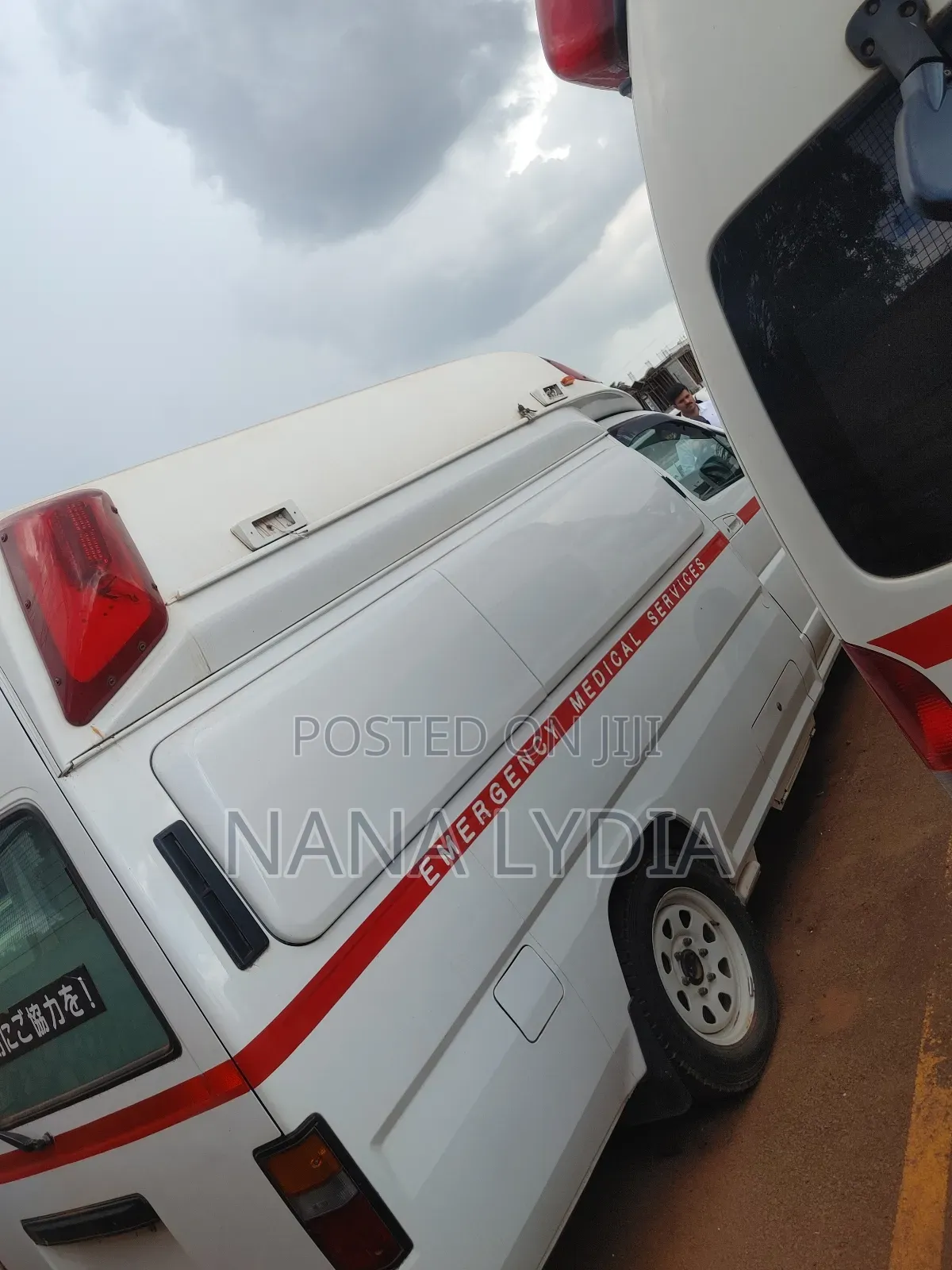Nissan Civilian 2012 White