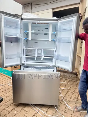 Hisense 820l Fridge Side By Side With Freezer Down. 10years Warranty.