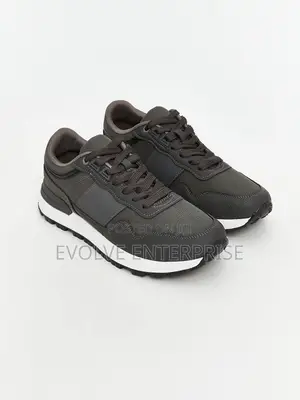 Luxury Men's Lace-Up Sneaker