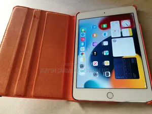 Apple iPad mini 4 64 GB