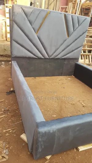 T Boy Bed Grey Color