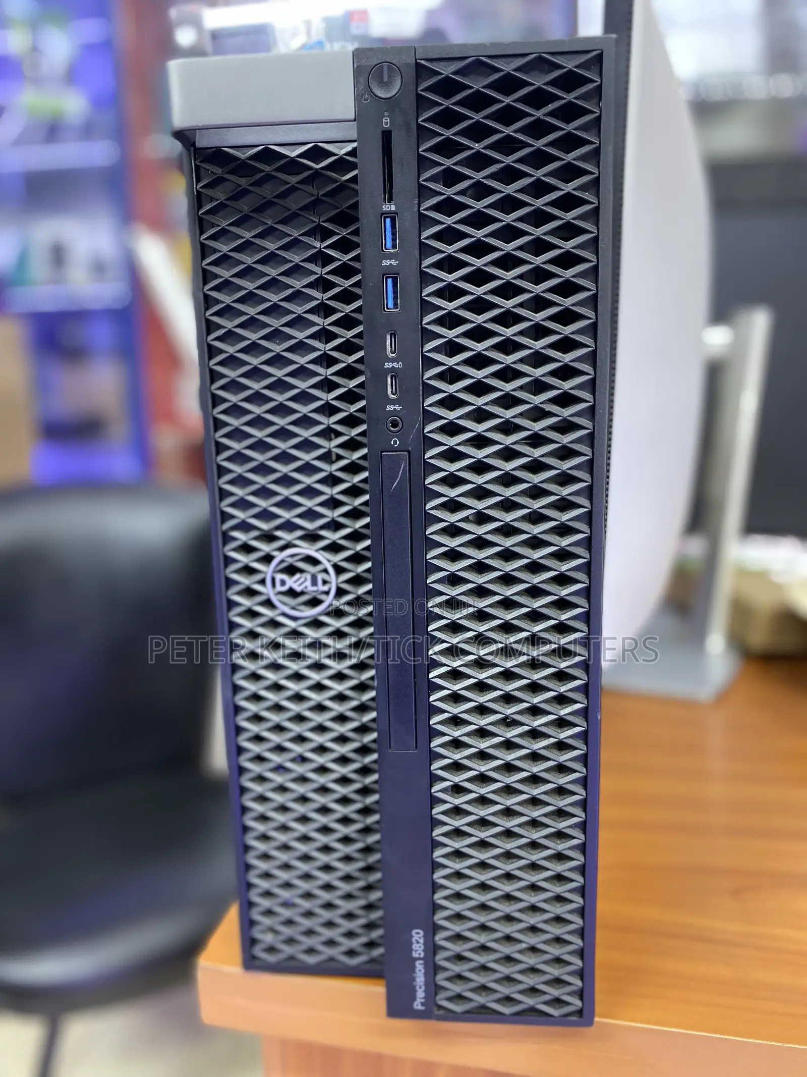Server Dell VRTX 16GB Intel Xeon HDD+SSD 2T